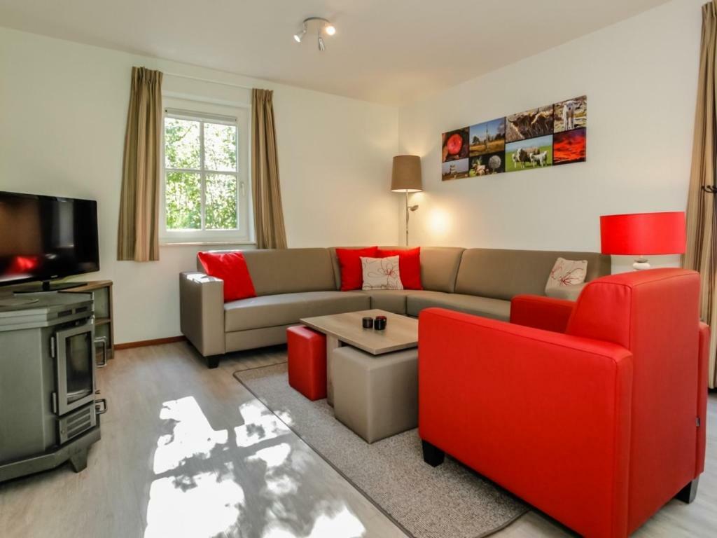 Landal Hunerwold State Hotel Wateren Ngoại thất bức ảnh