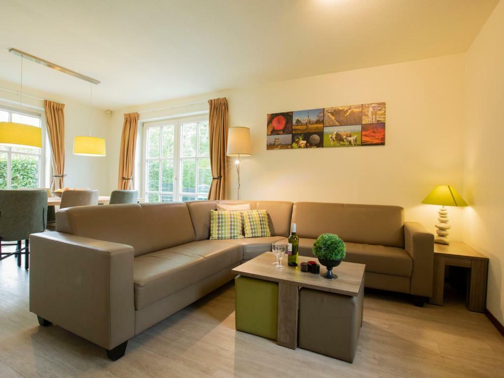 Landal Hunerwold State Hotel Wateren Ngoại thất bức ảnh